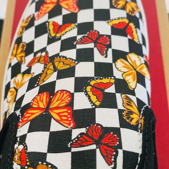 Vans  Asher Butterfly Girls' Slip-On Shoes size 6 new with box.  #11 - Picture 8 of 10